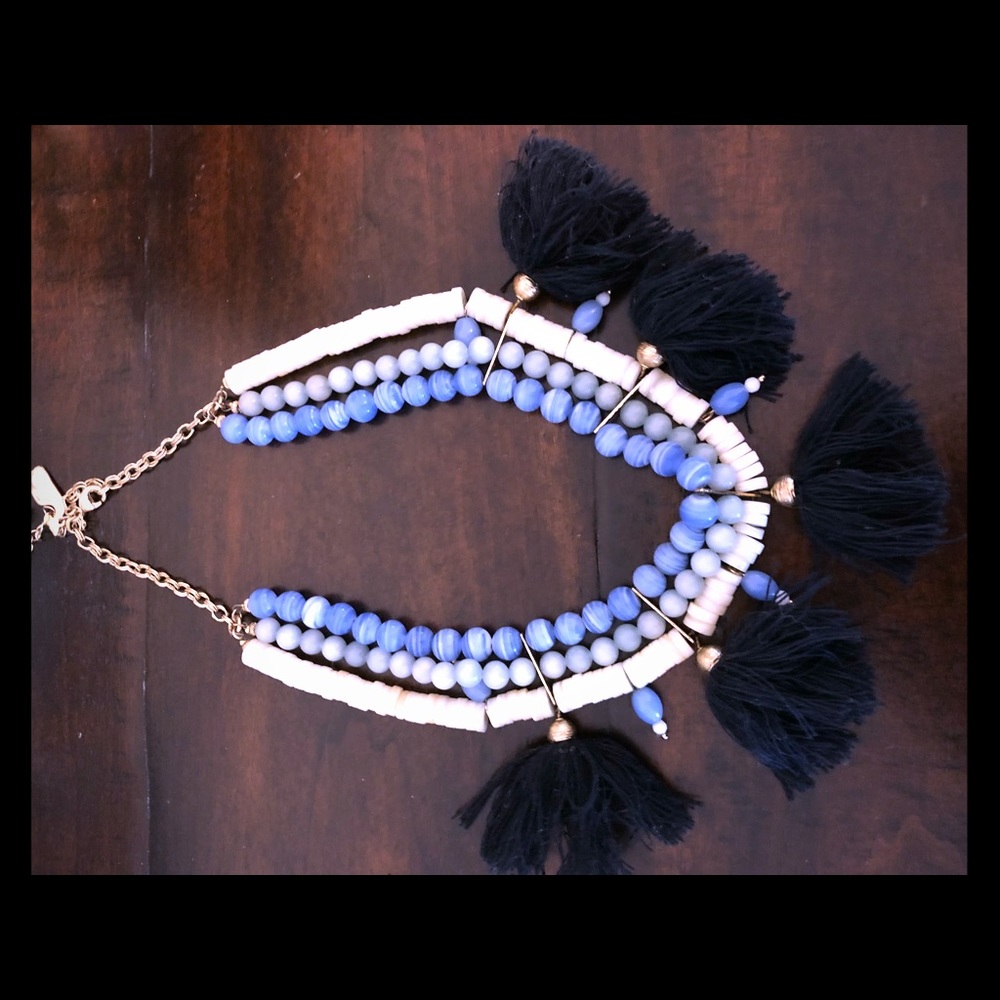 Vineyard Vines tassel necklace